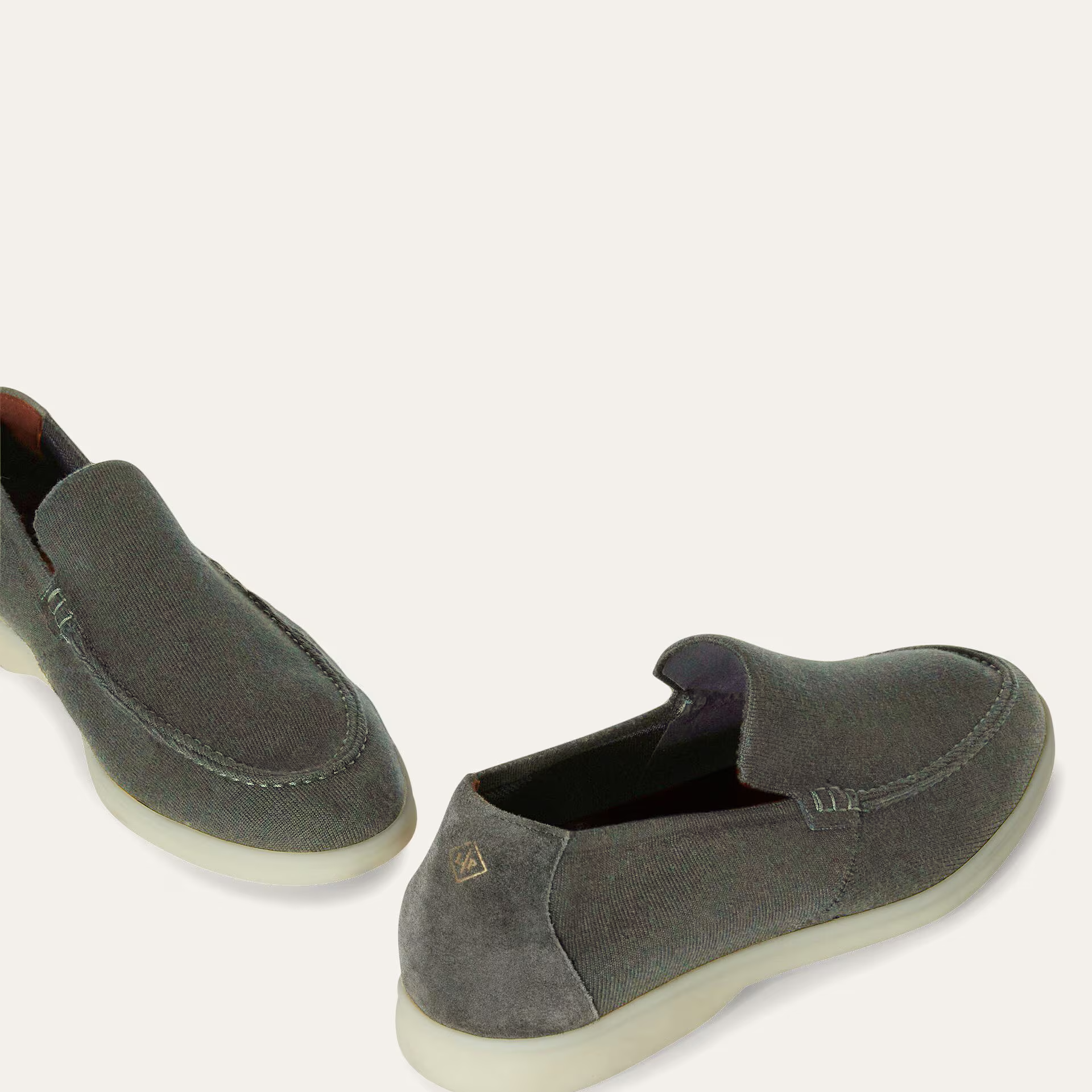 Loro Piana Summer Knitted Walk in Wish® Wool