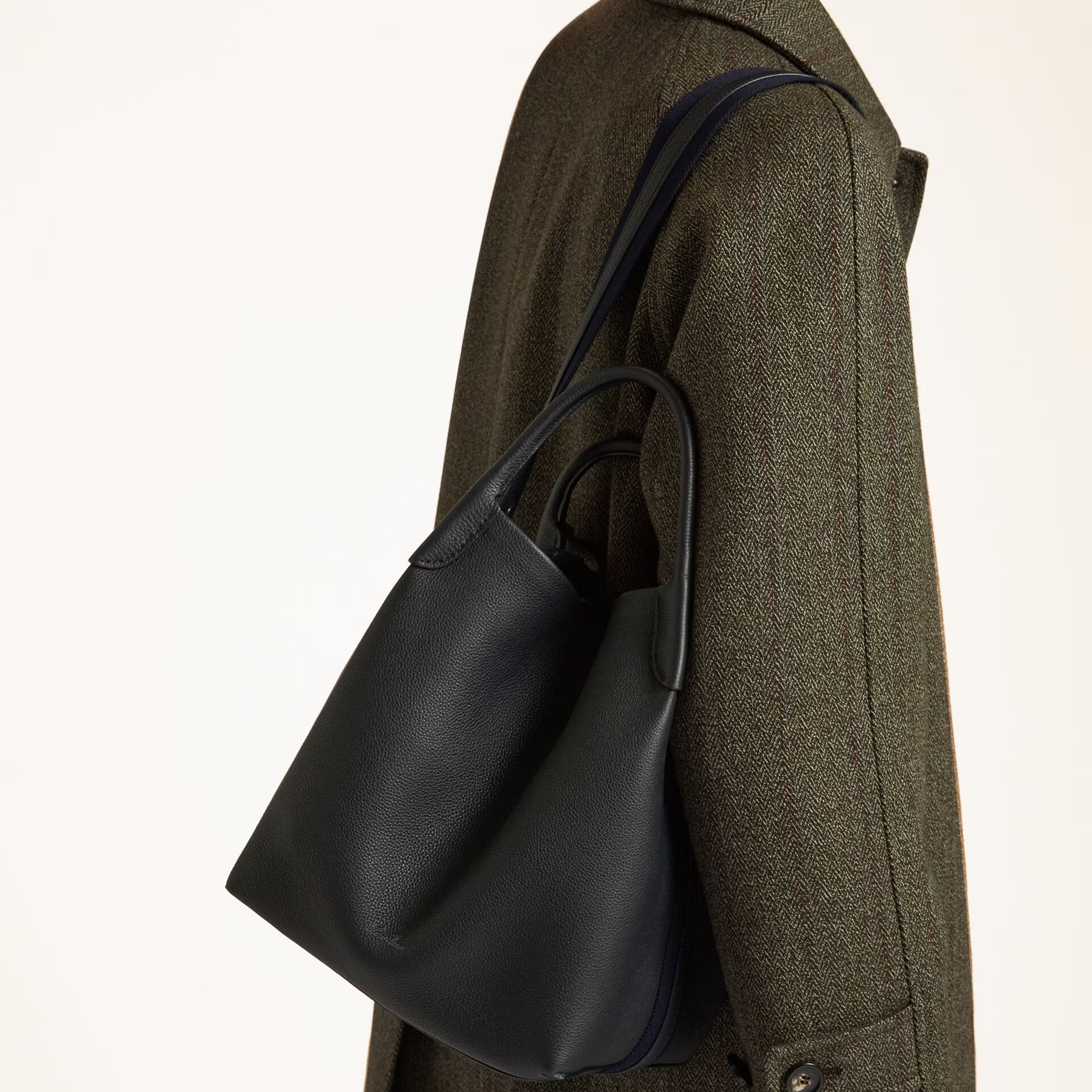 Loro Piana Large Bale bag in Grained Calfskin