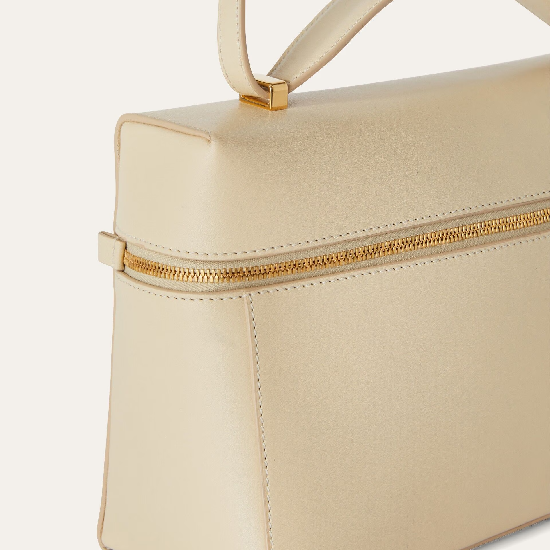 Loro Piana Extra Bag L27 in Smooth Calfskin