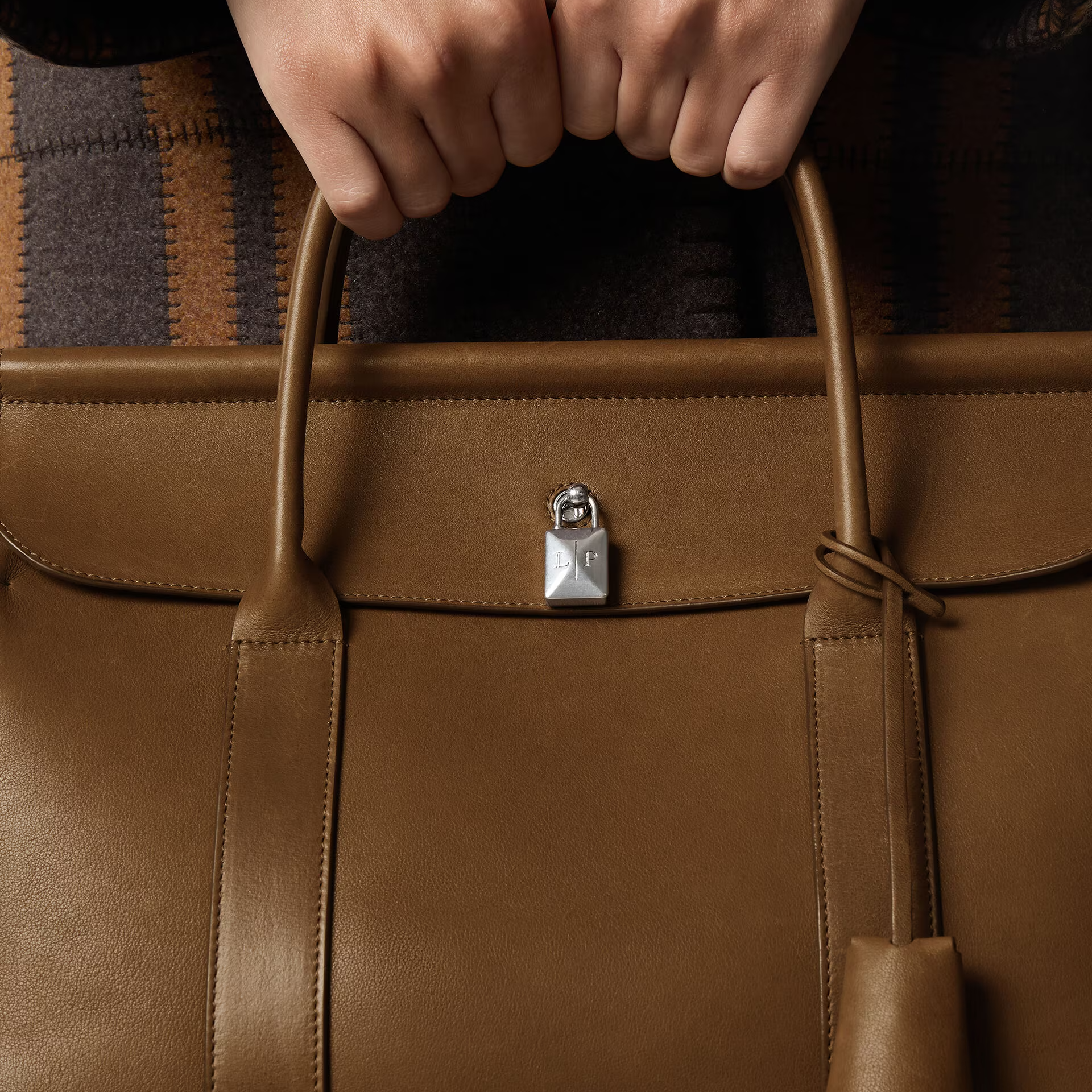 Loro Piana Loom bag L32 in Velvet Calfskin